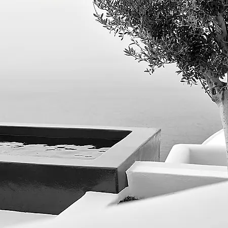 Abyss Santorini